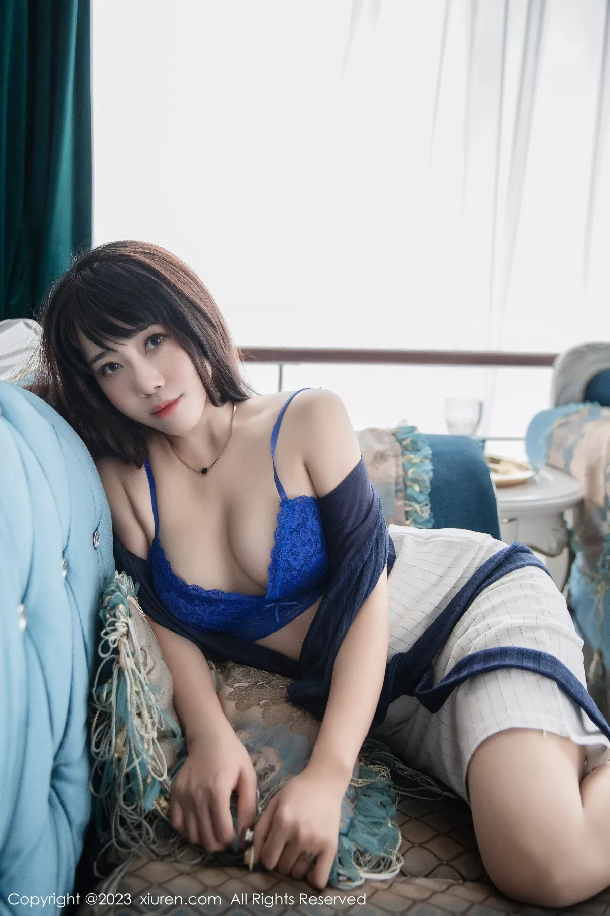 严利娅写真